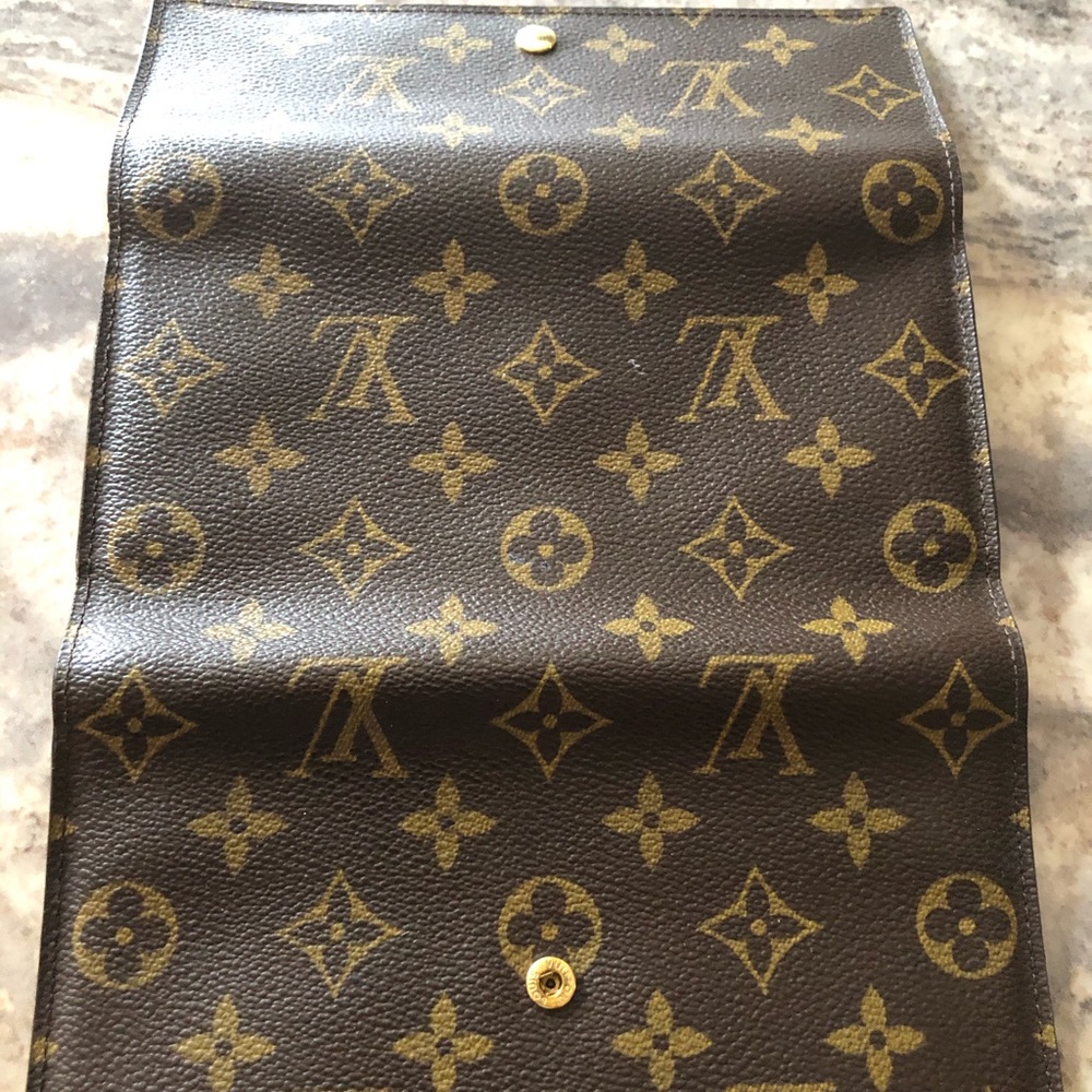 Louis Vuitton wallet